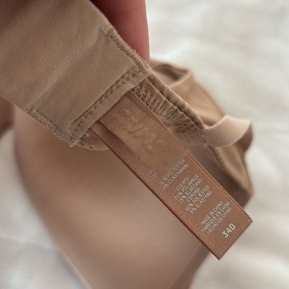 SKIMS ✨ Wireless Form T Shirt Demi Bra 34D - Picture 6 of 8